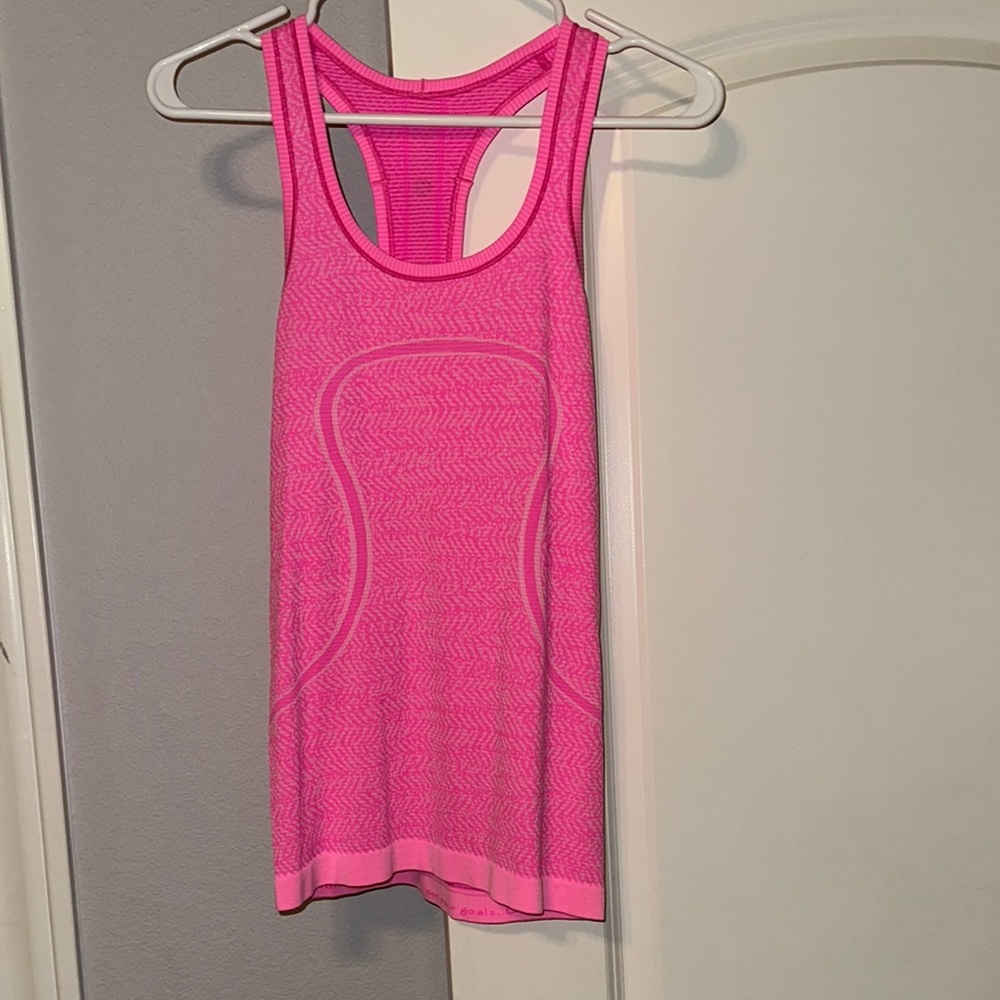 Pink Lulu Women's Athletic Tank Top